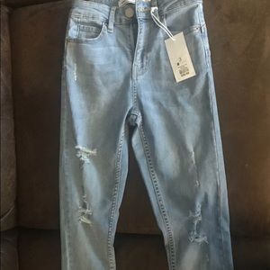 Charlotte Russe jeans size 3 brand new with tags